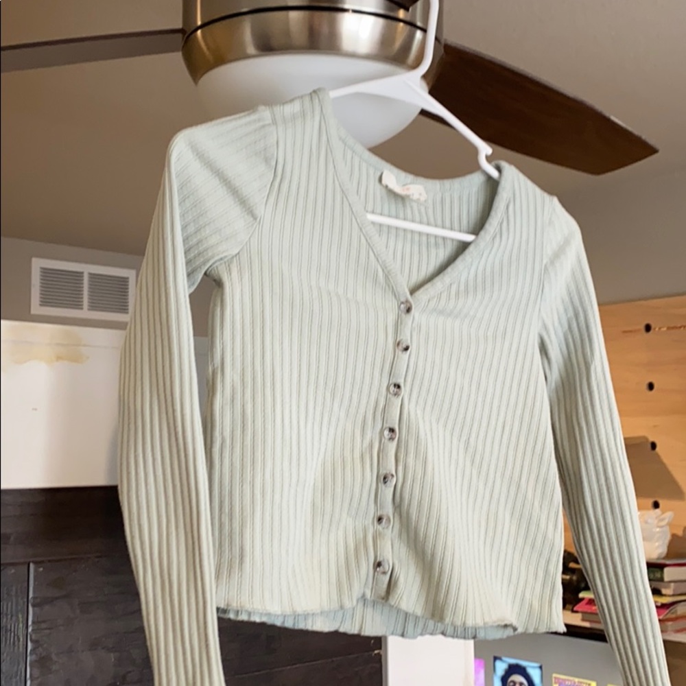 sea green button down crop top